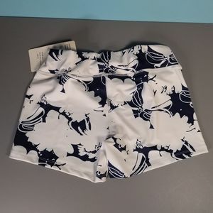DSGN Yoga Shorts